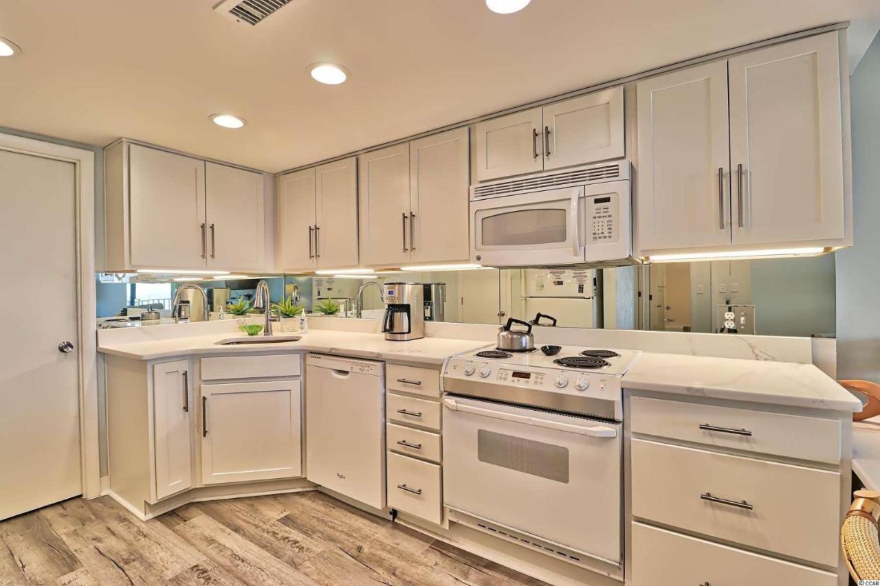 Cabana One Unit 302 - 3Rd Floor Oceanfront Condo - Sleeps 6! 2 Bed, 2 Bath Myrtle Beach Buitenkant foto